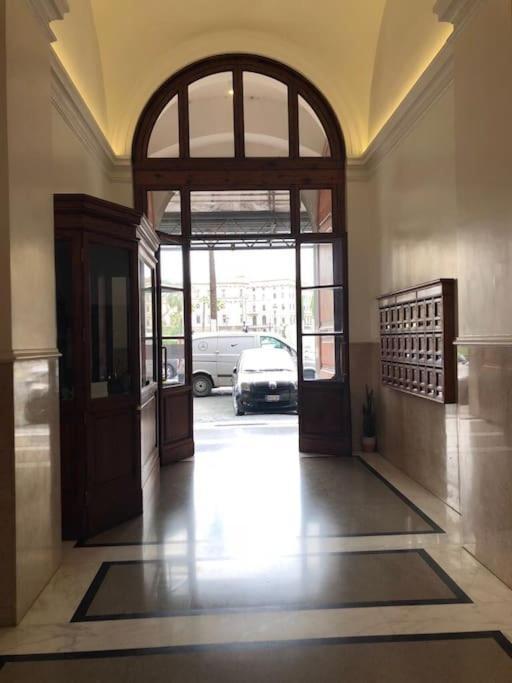 Casa Benso - Near Vatican City And Navona Square โรม ภายนอก รูปภาพ