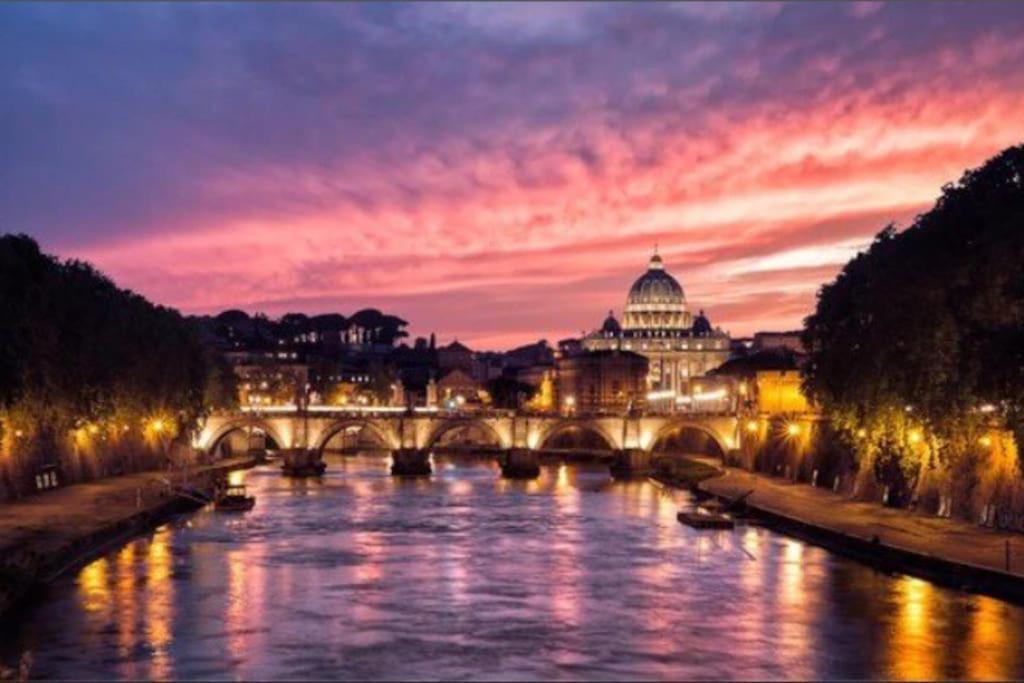 Casa Benso - Near Vatican City And Navona Square โรม ภายนอก รูปภาพ