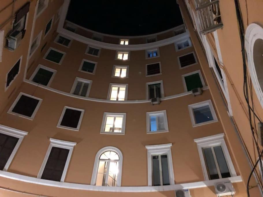 Casa Benso - Near Vatican City And Navona Square โรม ภายนอก รูปภาพ